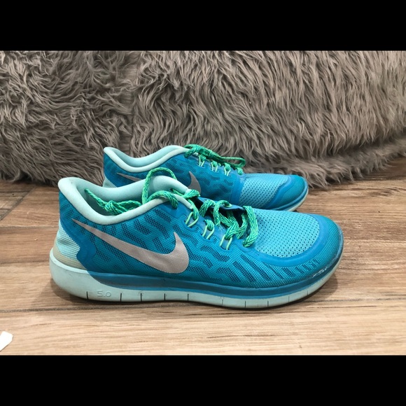 nike free runs 5.0 - Picture 1 of 6